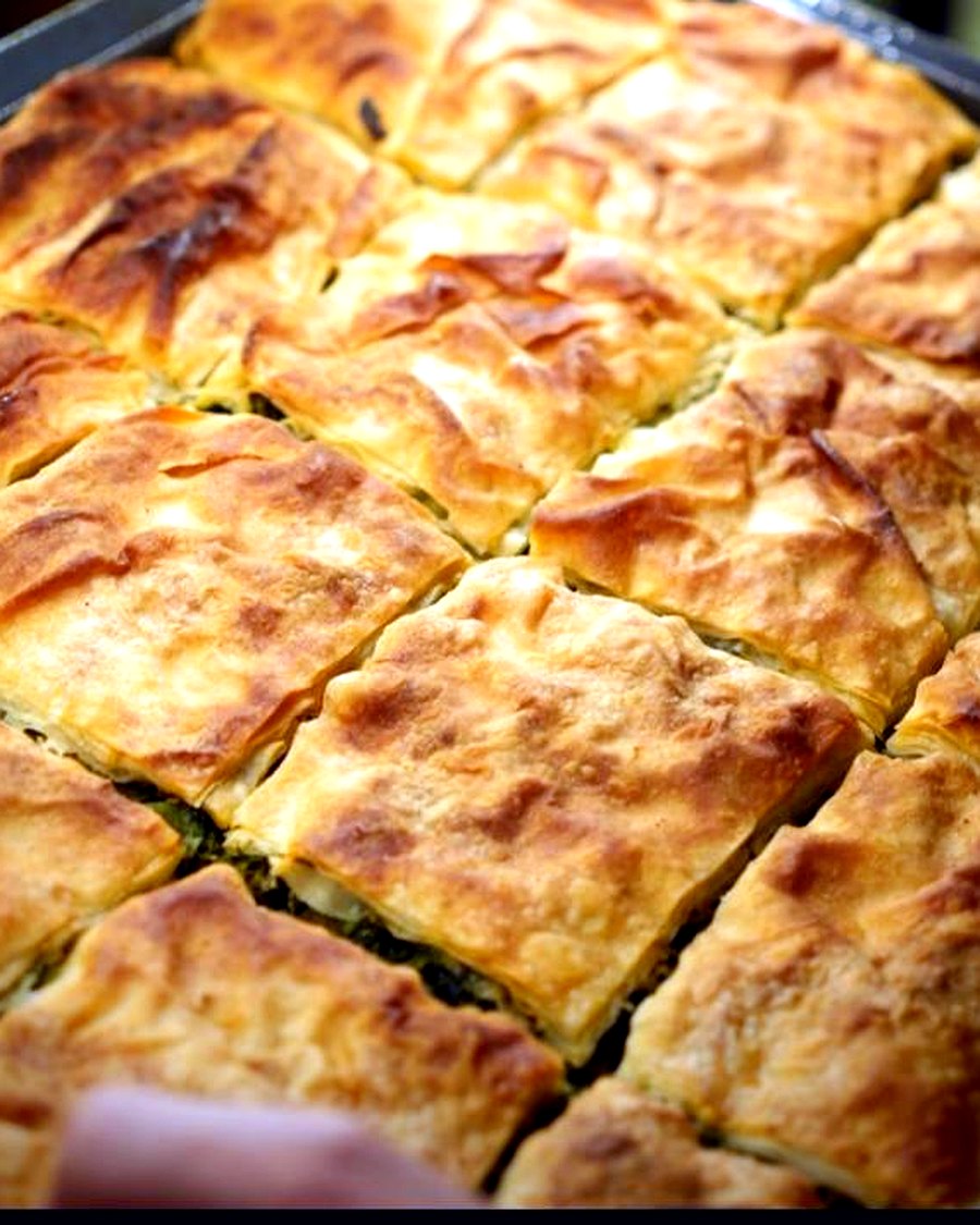 El açması su böreği